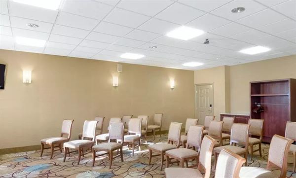 Comfort Inn & Suites