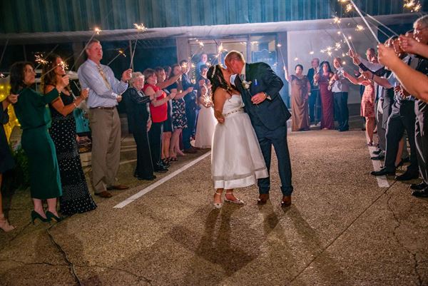 DIRECT ENTERTAINMENT WEDDING DJ-PHOTO-VIDEO PACKAGES Raleigh NC Direct-Entertainment.Com