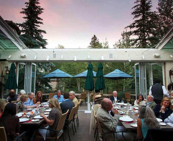 Ludwig's Restaurant & Lounge