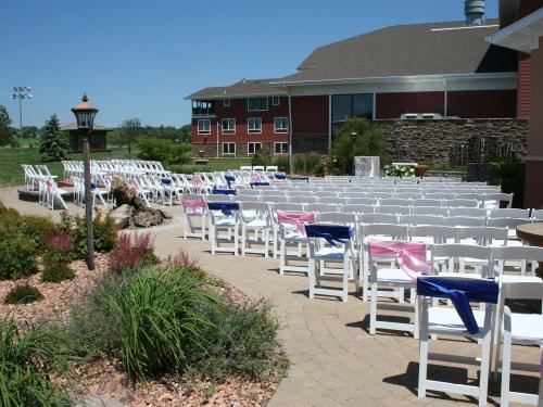 Divots Conference Center