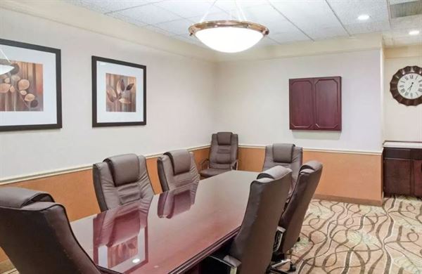 Comfort Suites Parkersburg South