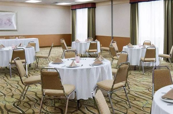 Comfort Suites Parkersburg South