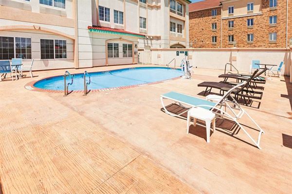 La Quinta Inn & Suites Corpus Christi Airport