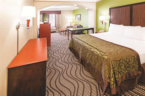 La Quinta Inn & Suites Corpus Christi Airport