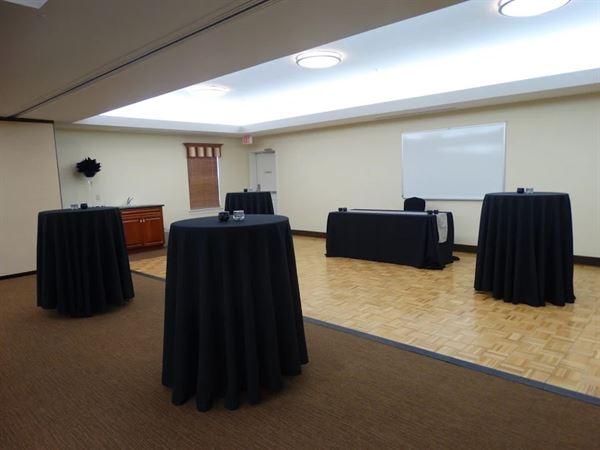 The Moncton Amsterdam Inn