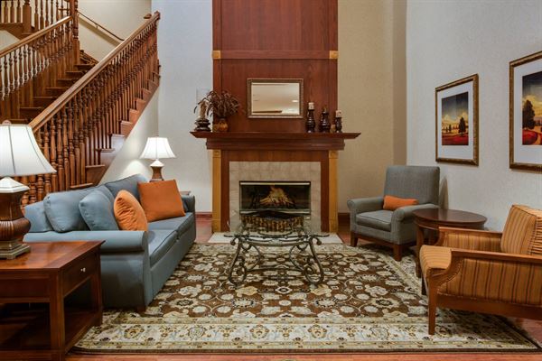 Country Inn & Suites By Carlson, Crystal Lake, IL