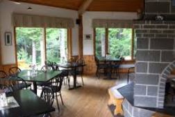 Cascades Gathering Room