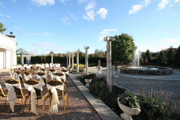 Razberrys Banquet and Conference Center