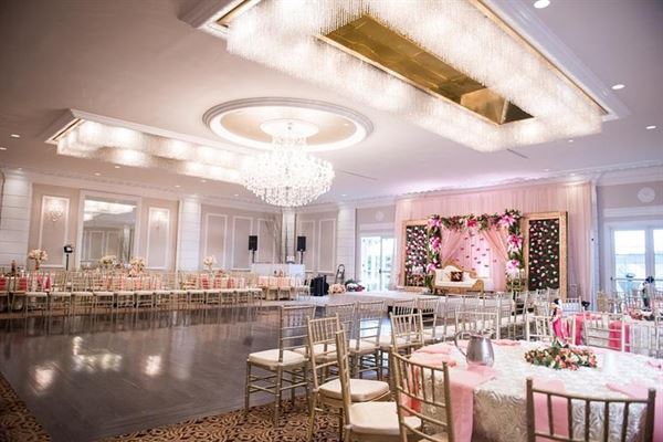 Razberrys Banquet and Conference Center