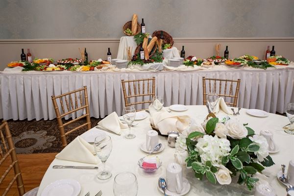 Botto's Italian Line Restaurant