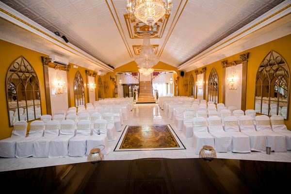 The First Lady of Suffolk, A Victorian Mansion