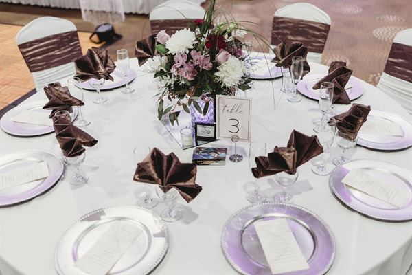 DoubleTree by Hilton Hotel Bloomington