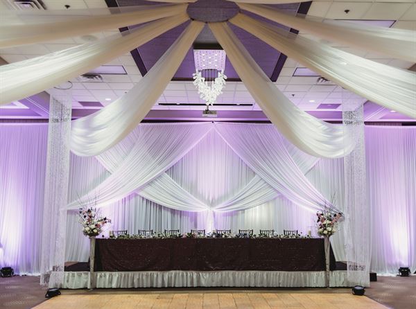 DoubleTree by Hilton Hotel Bloomington