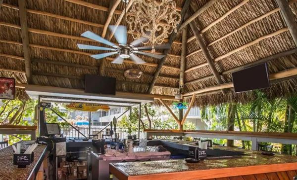 Days Inn by Wyndham Stuart