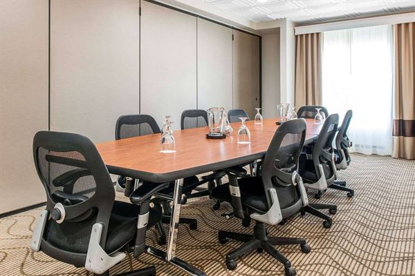 Comfort Inn & Suites Orlando North