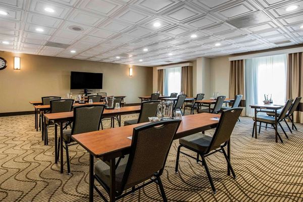 Comfort Inn & Suites Orlando North
