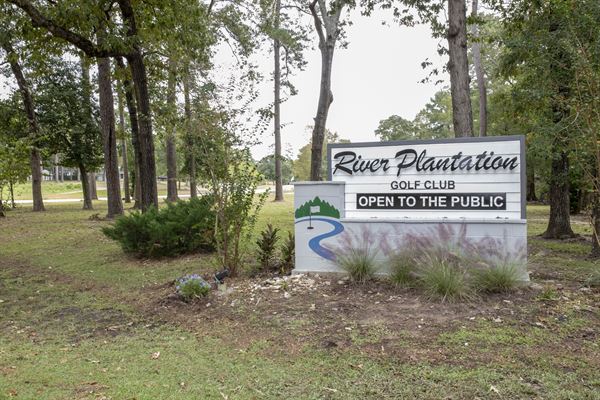 River Plantation Country Club