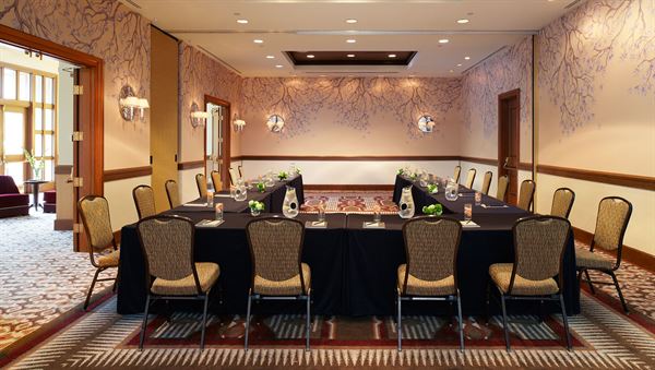 Kimpton RiverPlace Hotel