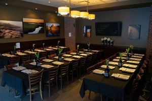 THE PATRIOTS SEMI-PRIVATE DINING ROOM