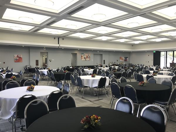 Ronald Reagan Community Center