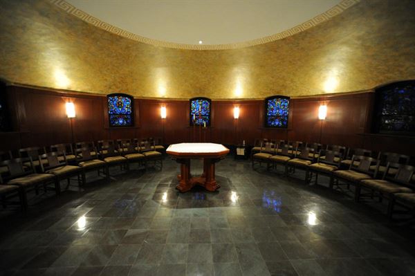 College Of The Holy Cross