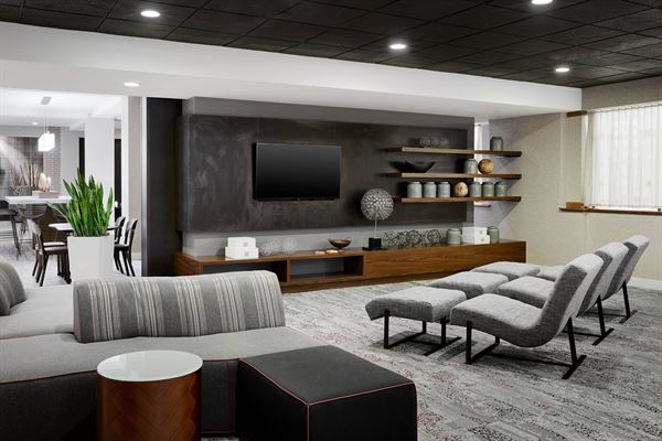 Courtyard Milwaukee Downtown