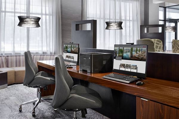 Courtyard Milwaukee Downtown