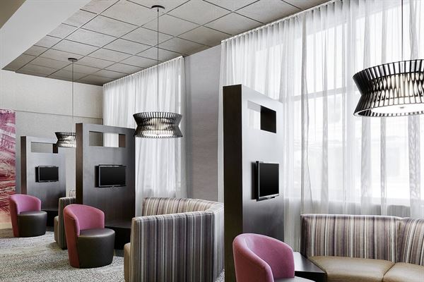 Courtyard Milwaukee Downtown