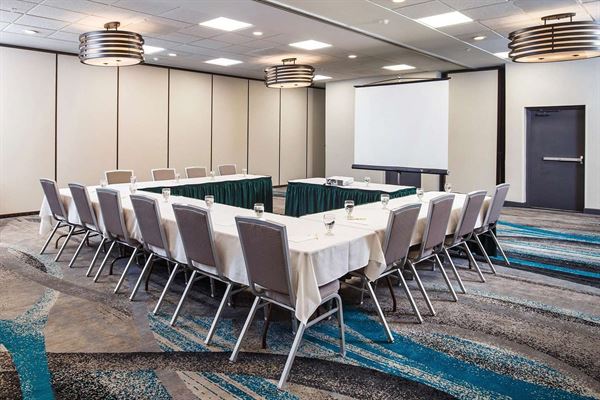 DoubleTree by Hilton Neenah