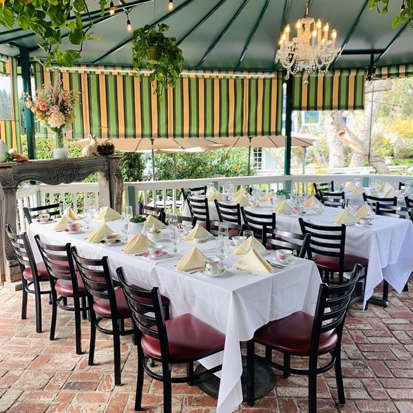 The Tea House on Los Rios