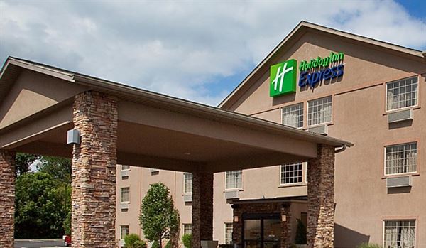 Holiday Inn Express Mt. Pleasant - Scottdale