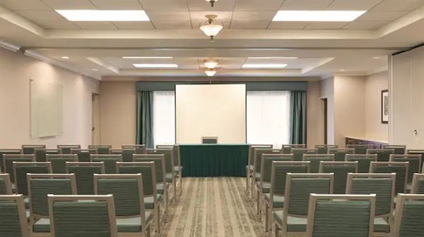 Homewood Suites by Hilton Detroit-Troy