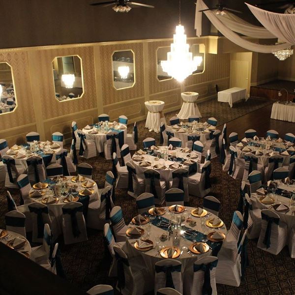 Maniaci's Banquet Center
