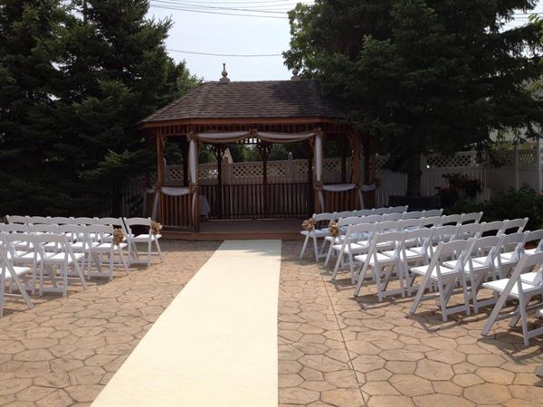 Maniaci's Banquet Center