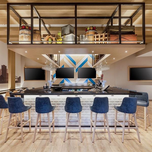 Cambria Hotel & Suites Pittsburgh - Downtown