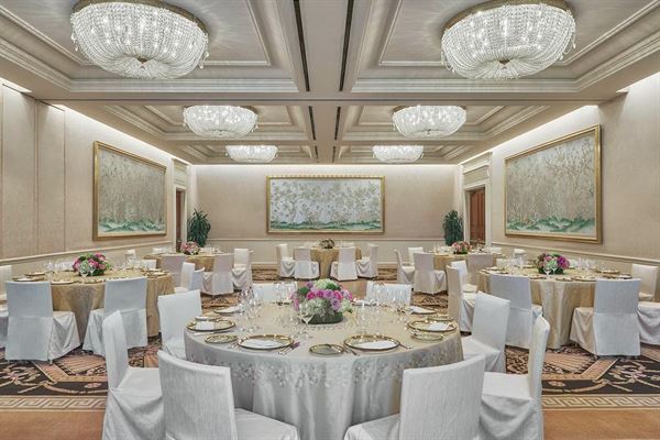 The Peninsula Beverly Hills