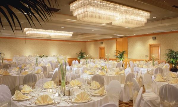 Hilton Santa Monica Hotel & Suites