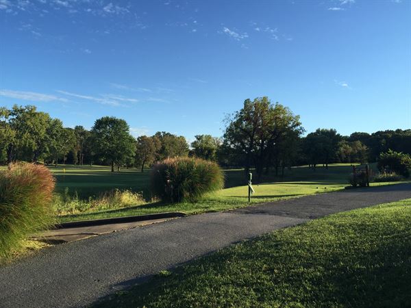 Paradise Valley Golf And Country Club