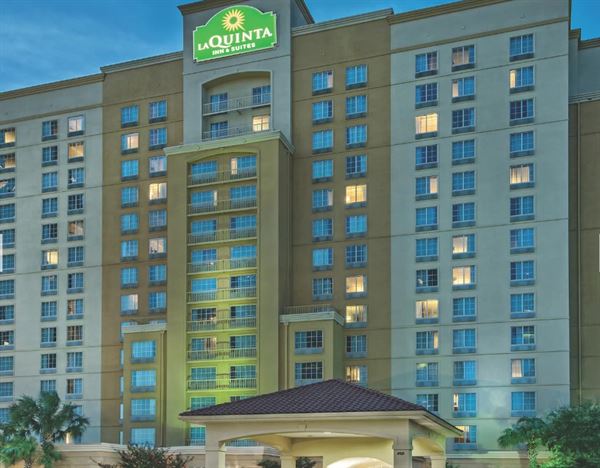 La Quinta Inn & Suites San Antonio Riverwalk