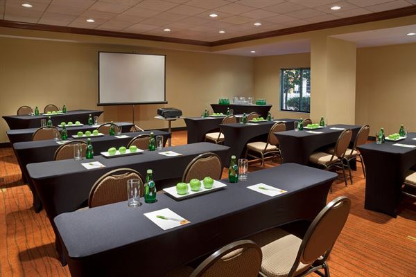 Courtyard Marriott Toronto Airport