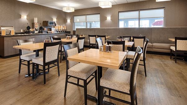 Best Western Plus - Eastgate Inn & Suites