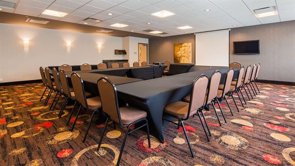 Best Western Plus - Eastgate Inn & Suites