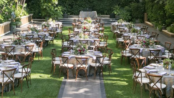 Four Seasons Hotel At Beverly Hills