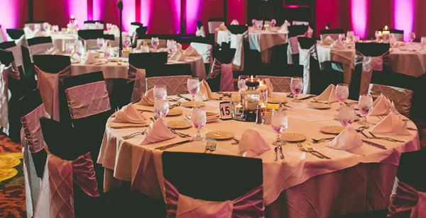 DoubleTree by Hilton Hotel St. Louis - Chesterfield