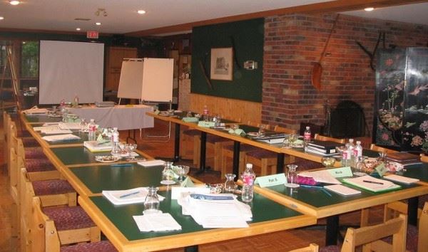 Westwind Inn on the Lake