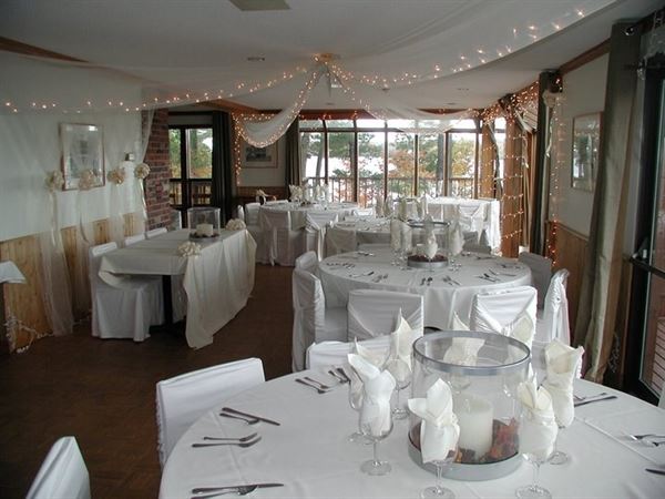 Westwind Inn on the Lake