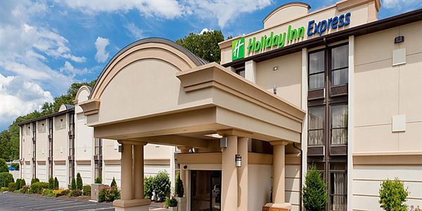 Holiday Inn Express Southington