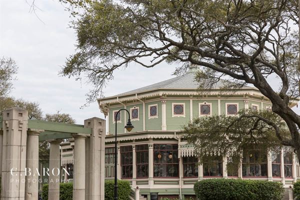 1880 Garten Verein at Kempner Park