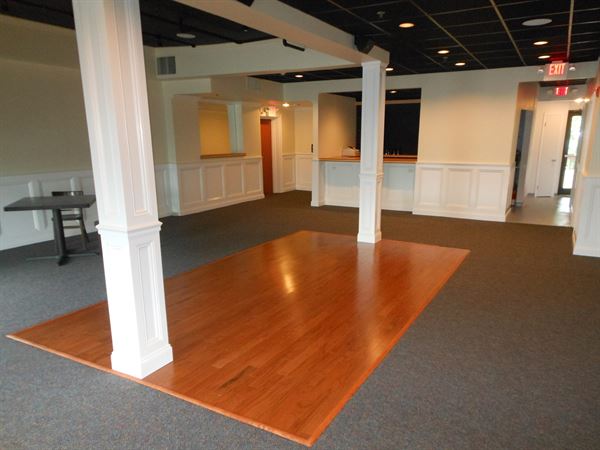 Mack's American Bar & Grill