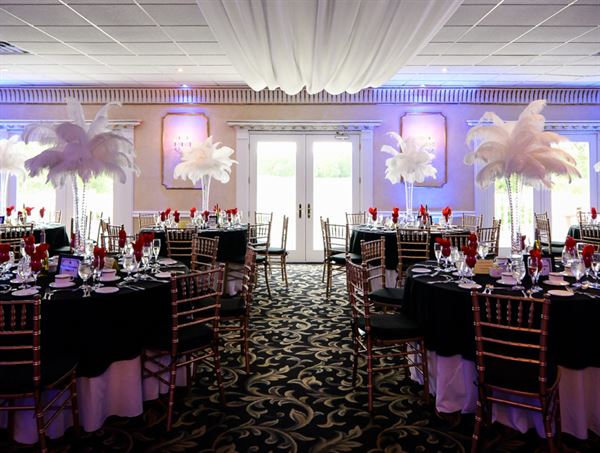 The Chandelier at Flanders Valley Weddings